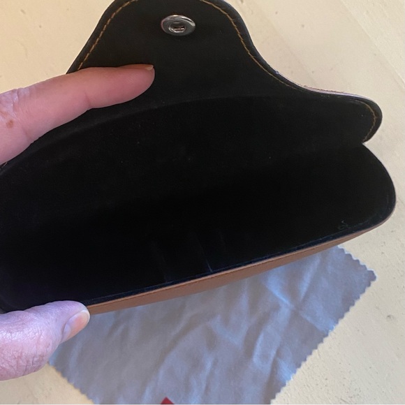 Ray-Ban case, sunglasses eyeglasses, plus microfiber cloth, chestnut brown - Picture 5 of 6